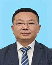 市政府党组成员、副市长 李　煜