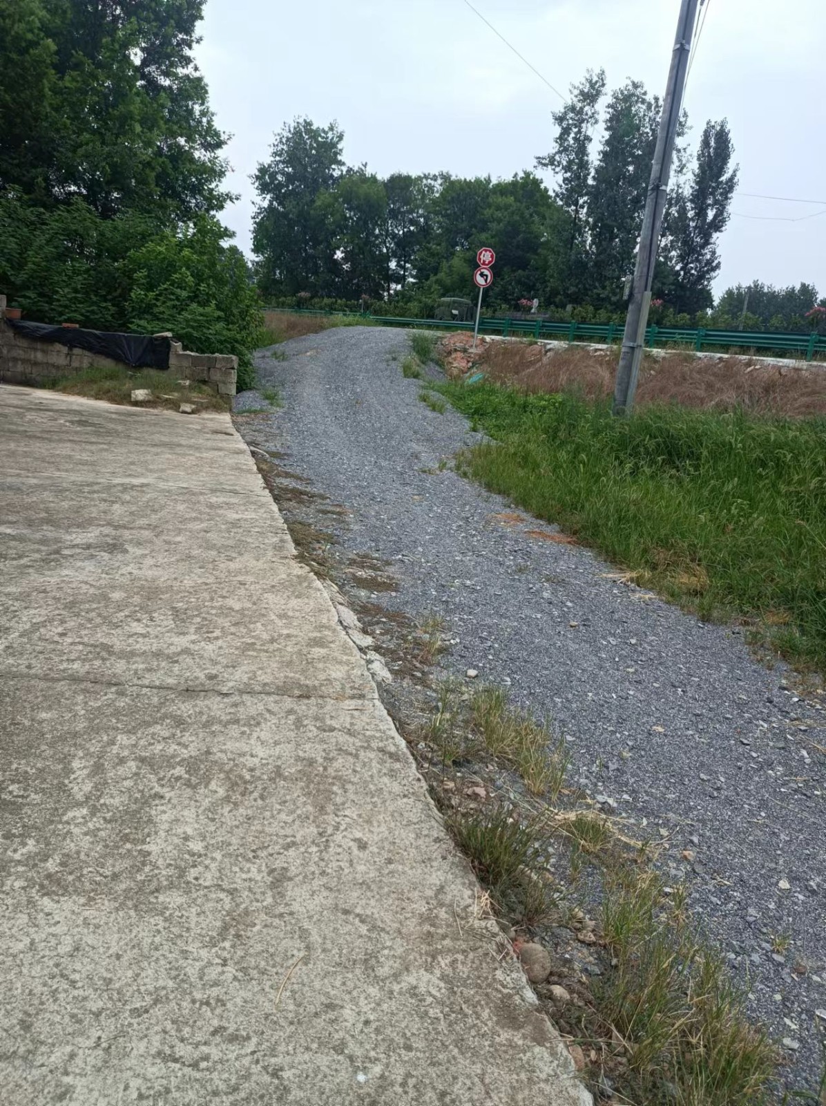 s329省道石板冲乡龙湖段北侧辅道修建问题_六安市人民政府