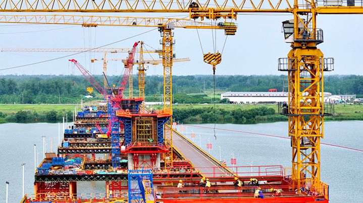 Piers Take Shape on Pihe River Bridge of Hefei–Wuhan High-Speed Railway