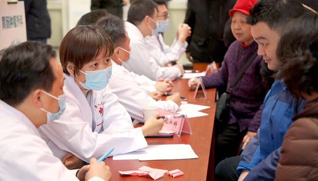 “家门口”看名医