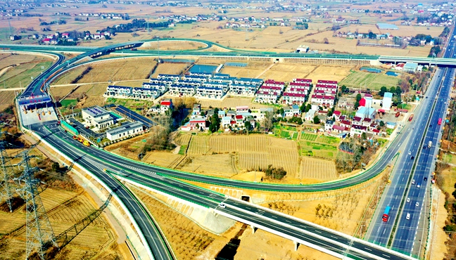 和县至襄阳高速公路六安段正式通车