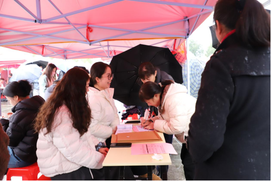 霍山县：奋进十五五 巾帼绽芳华