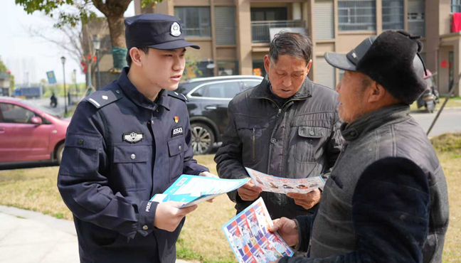 新华社聚焦：六安警方作风之变